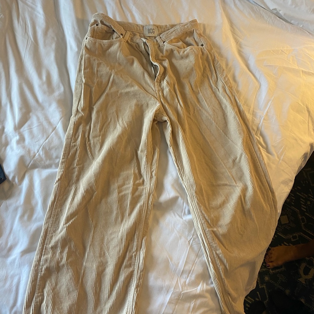 Size 32 BDG Corduroy Pants